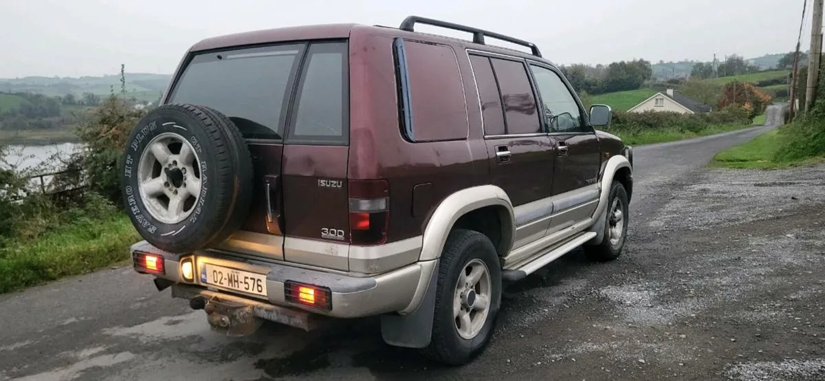 Isuzu trooper - Image 4