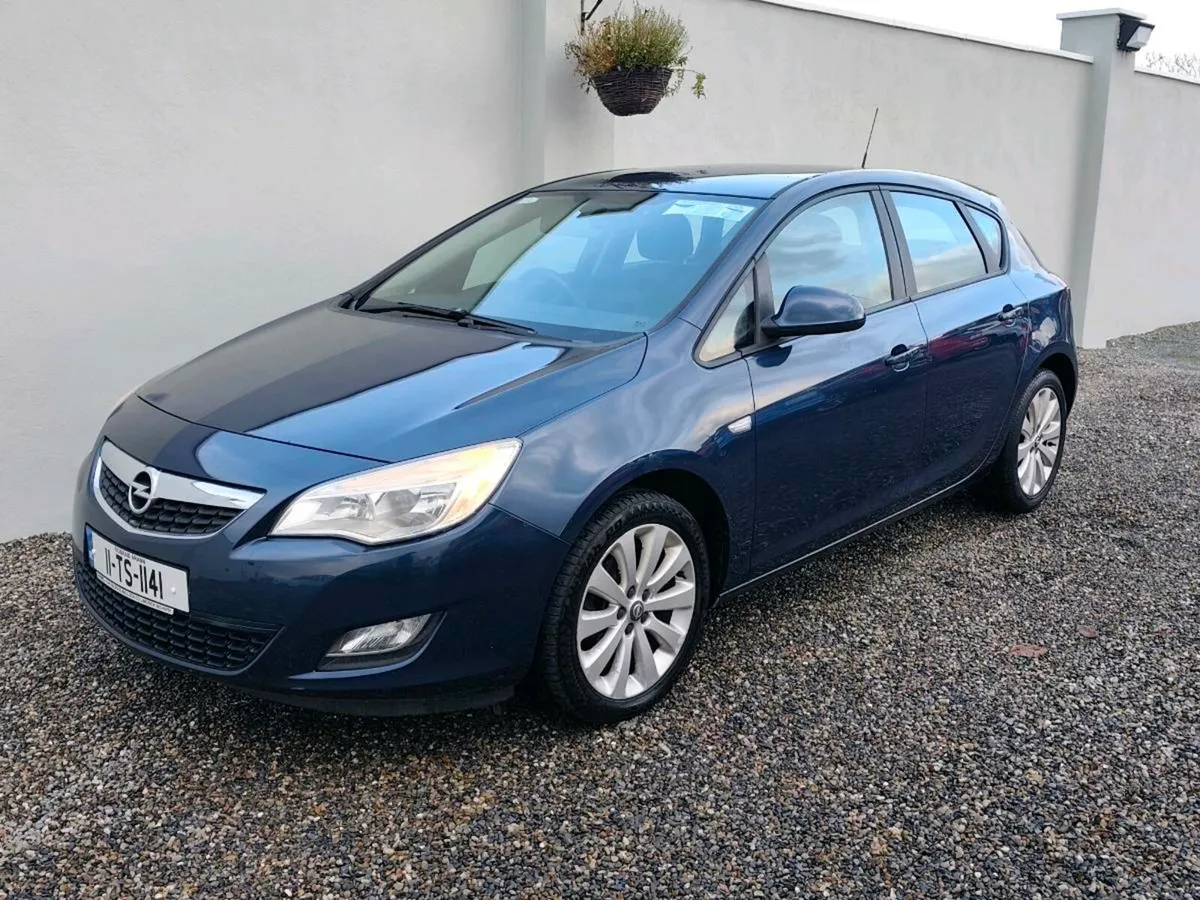 OPEL ASTRA 1.4 PETROL - Image 4