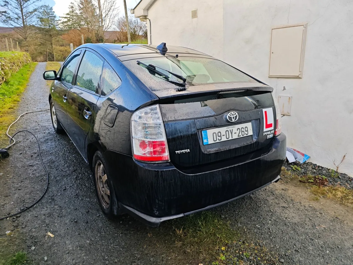 Toyota Prius 2009 - Image 4
