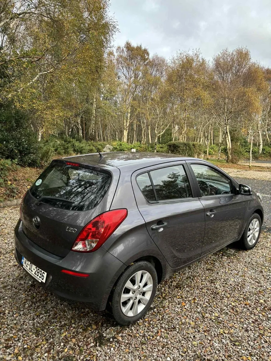 2014 Hyundai i20 - Image 2