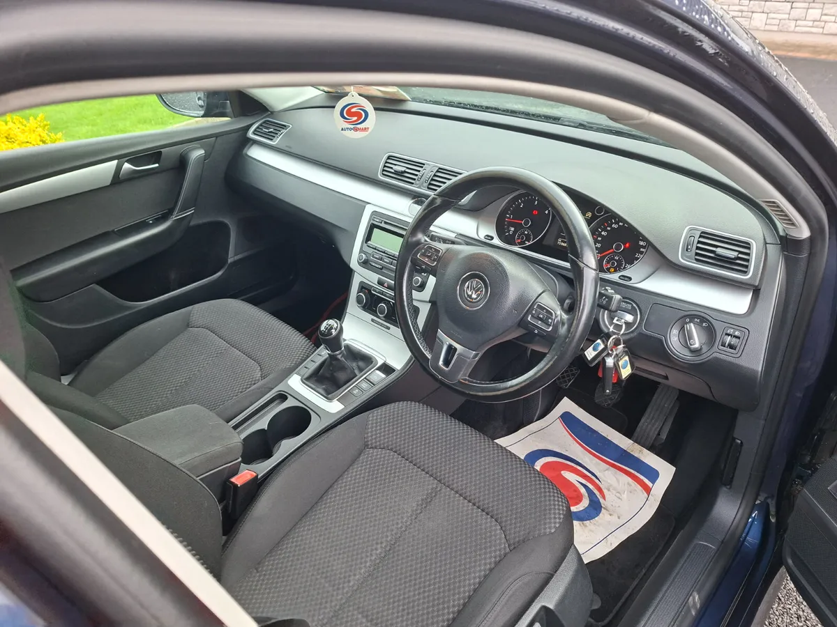 Volkswagen Passat 2014 - Image 4
