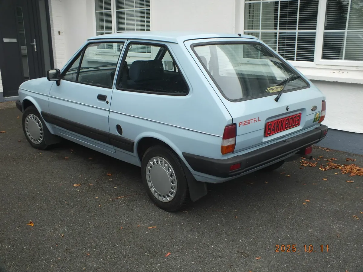Ford Fiesta 1984 - Image 2