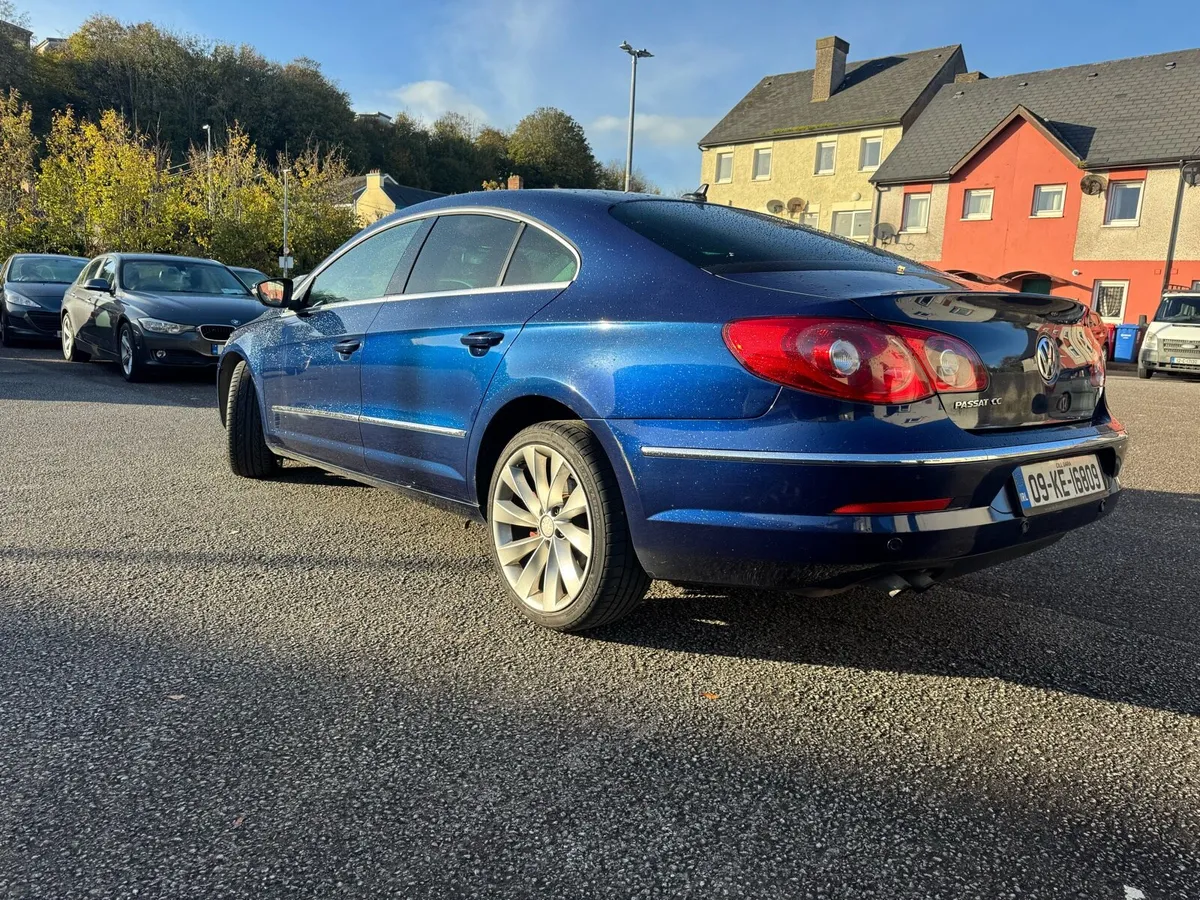 Vw Passat 2L automatic - Image 2