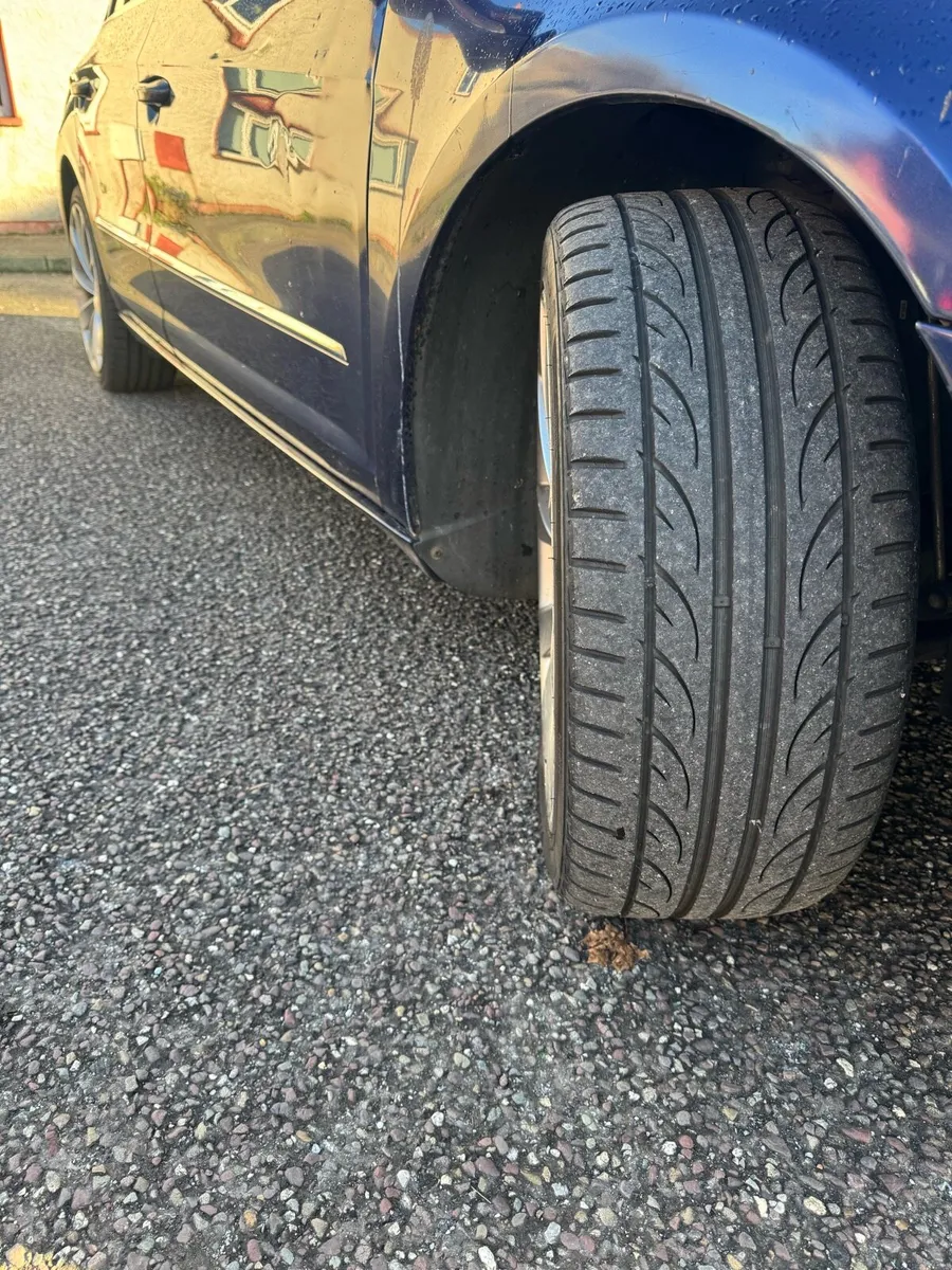 Vw Passat 2L automatic - Image 4