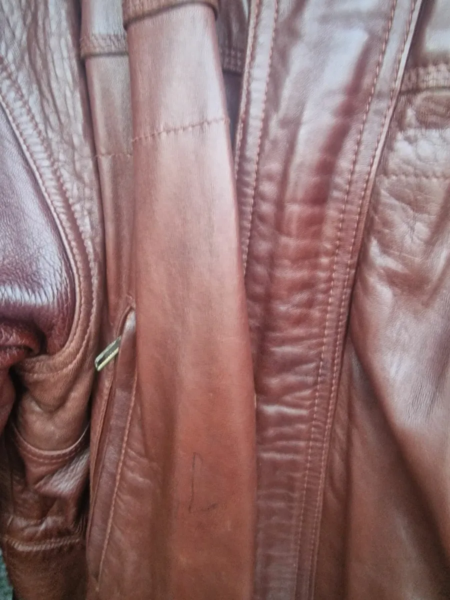 Mens leather jacket. - Image 4
