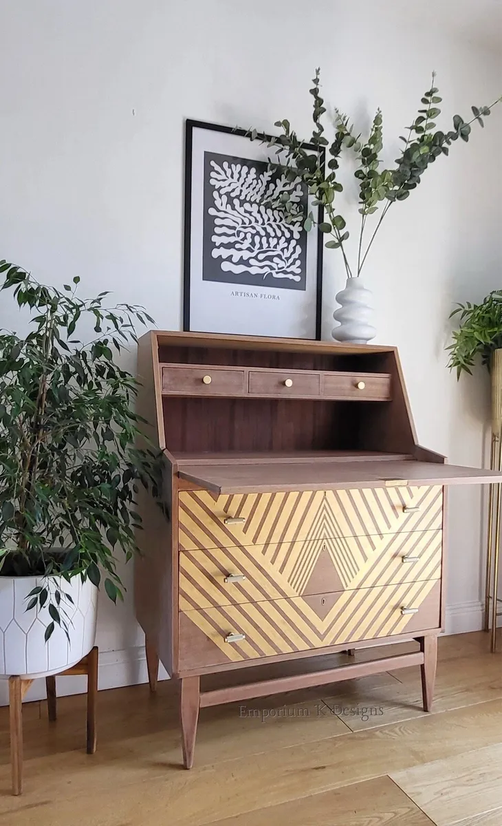 Mid century bureau cocktail cabinet - Image 4