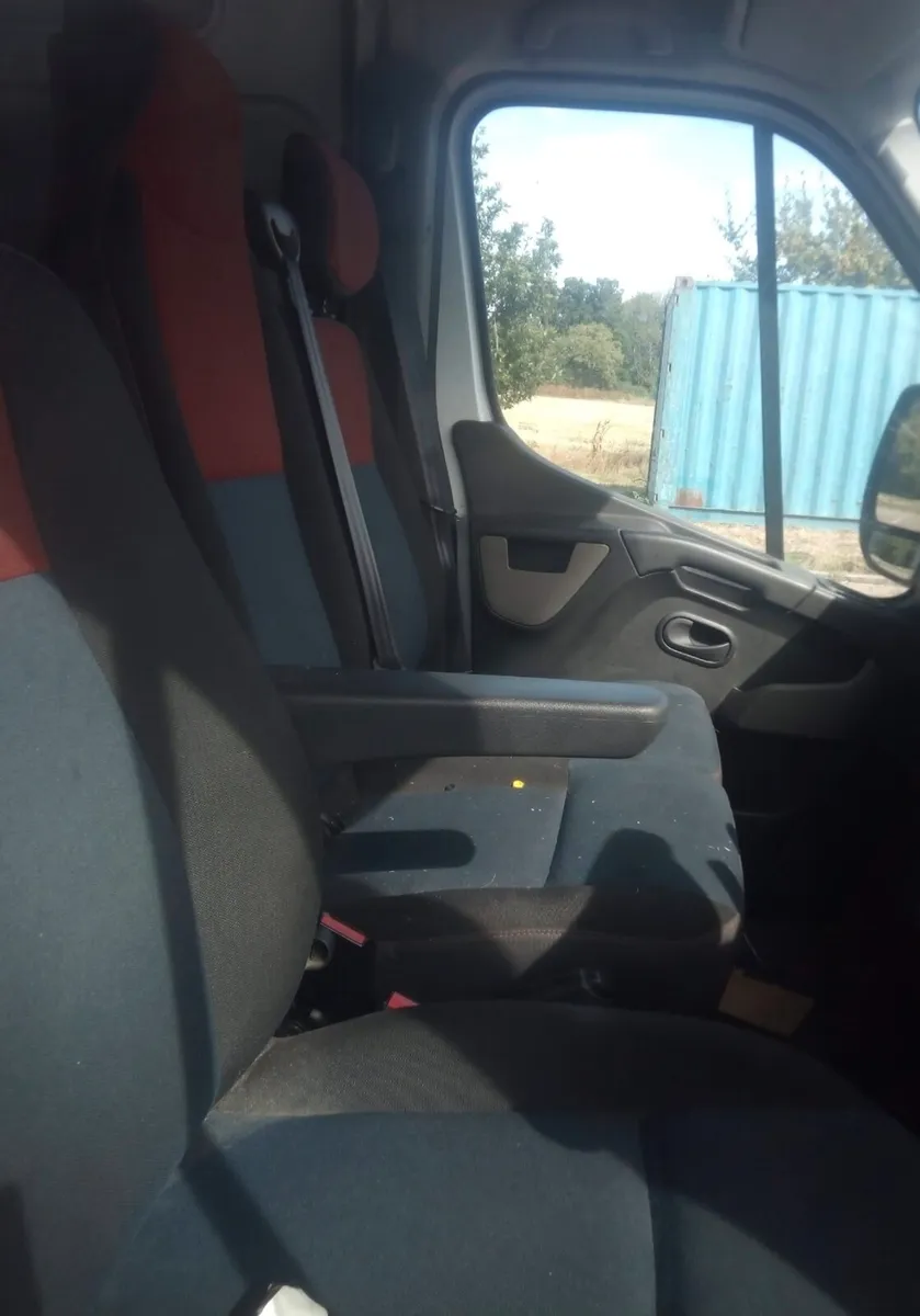 Renault master - Image 2