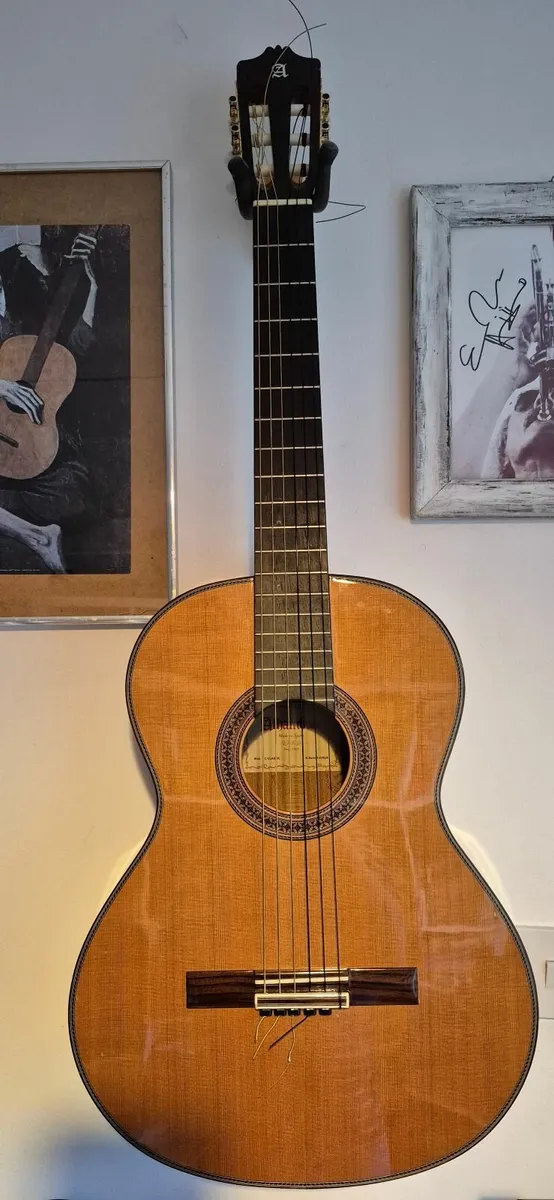 Alhambra 7C classical guitar, Spanish. - Image 2