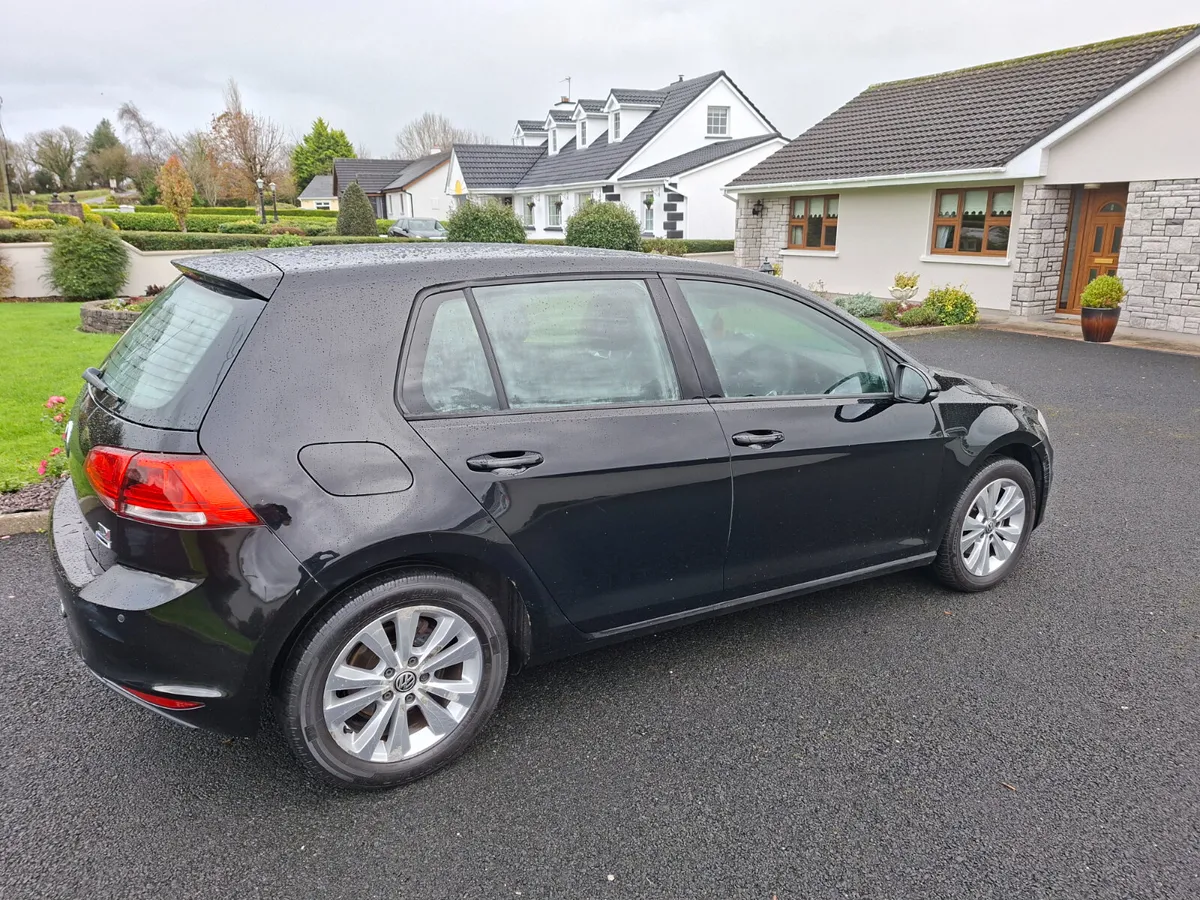 Volkswagen Golf 2015 - Image 2