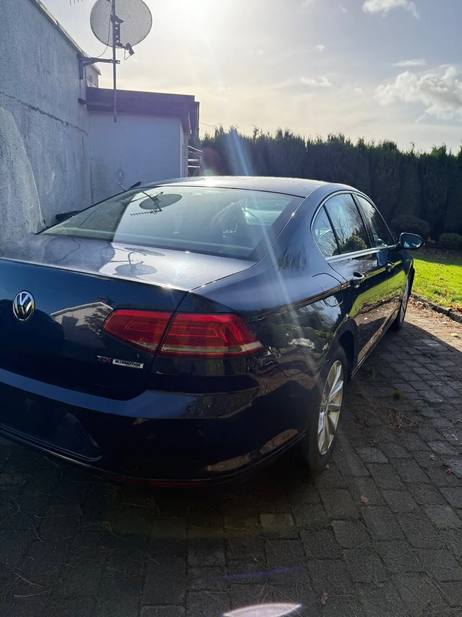 Volkswagen Passat 2015 Parts - Image 4