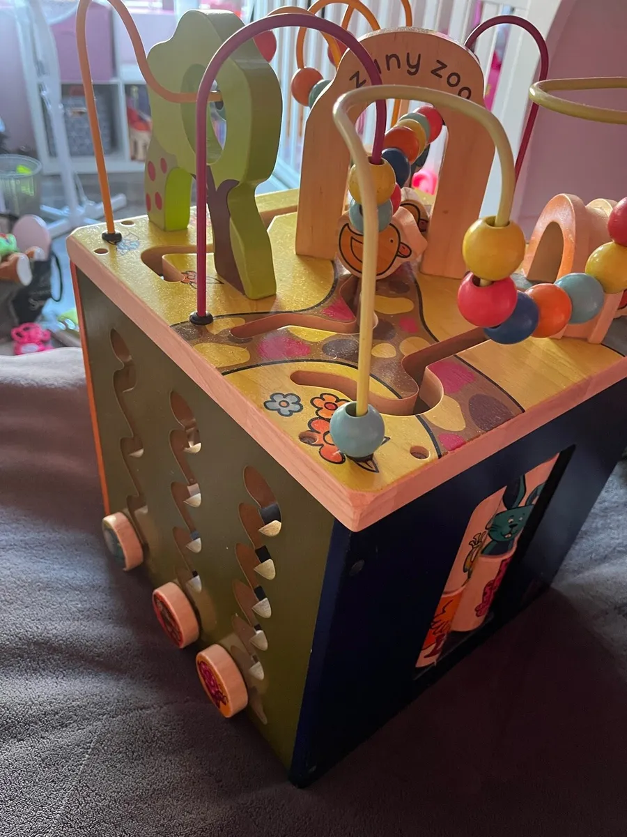 Large cube - Image 2