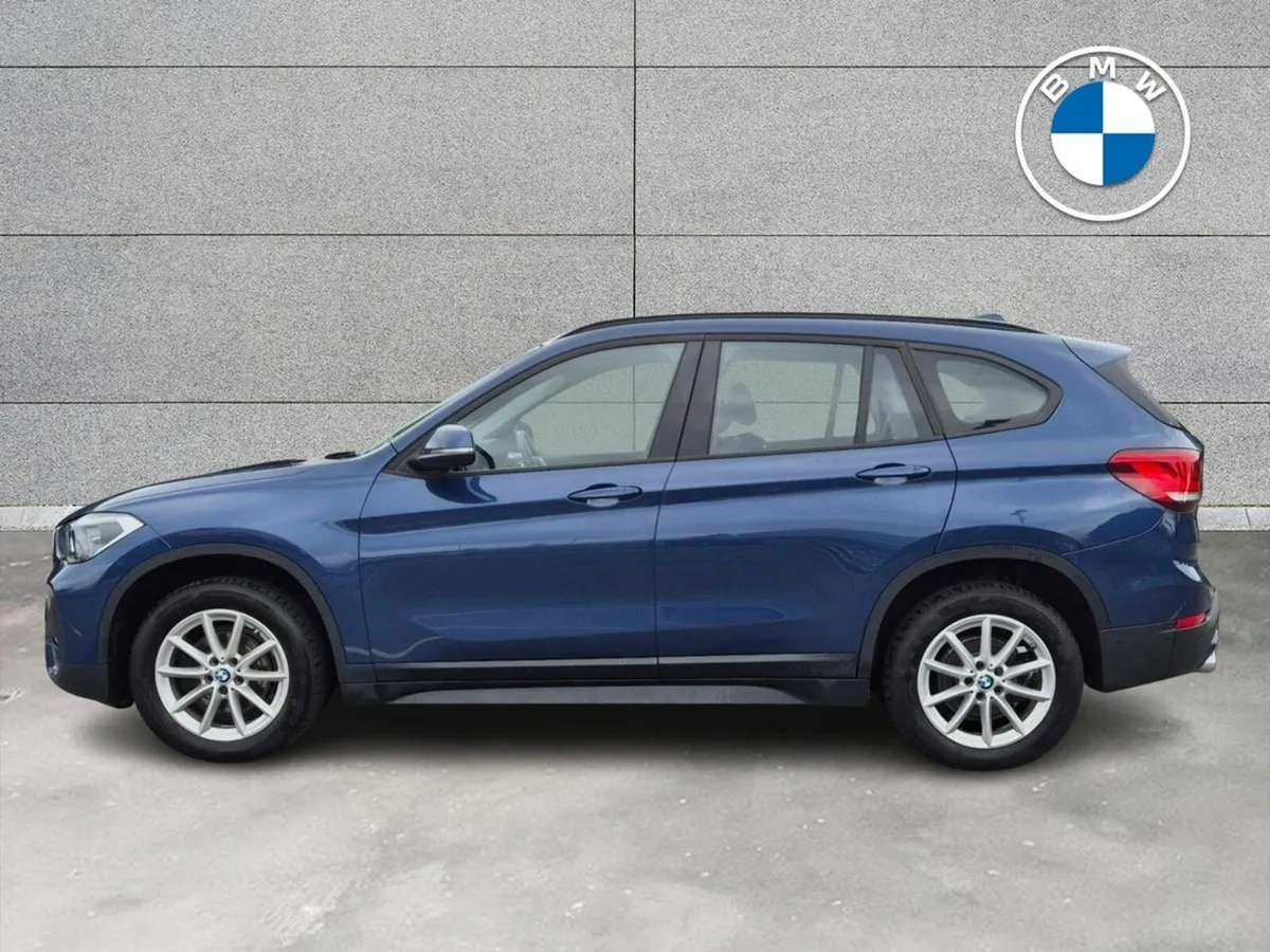 BMW X1 sDrive18d SE - Image 3
