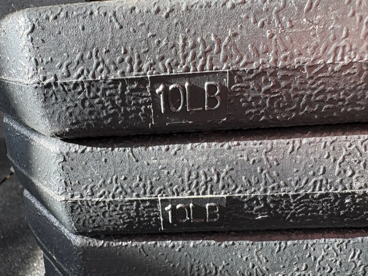 Gym equipment. Bench and multi gym - Image 2