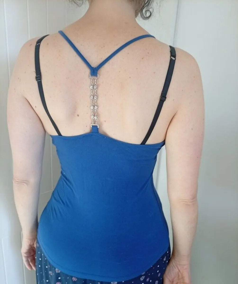 Sleveless Vest - Tank Top - Italian Brand - Image 2