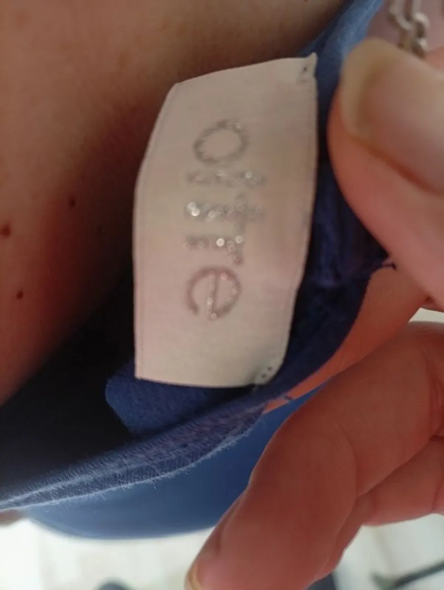 Sleveless Vest - Tank Top - Italian Brand - Image 3