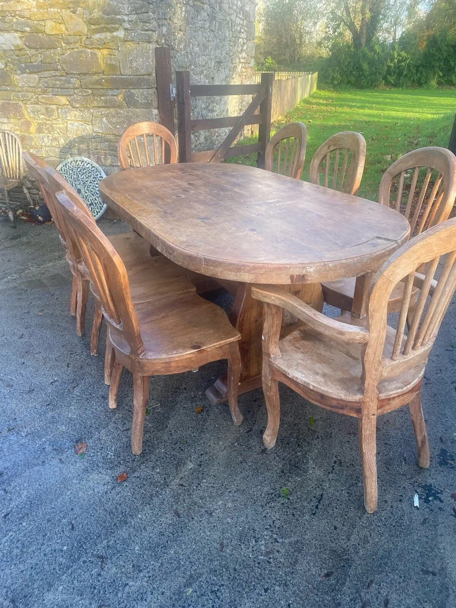 Solid pine dining table & chairs - Image 2