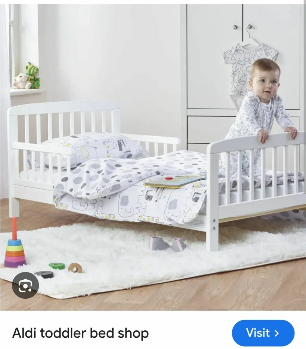 Toddler bed - Image 2