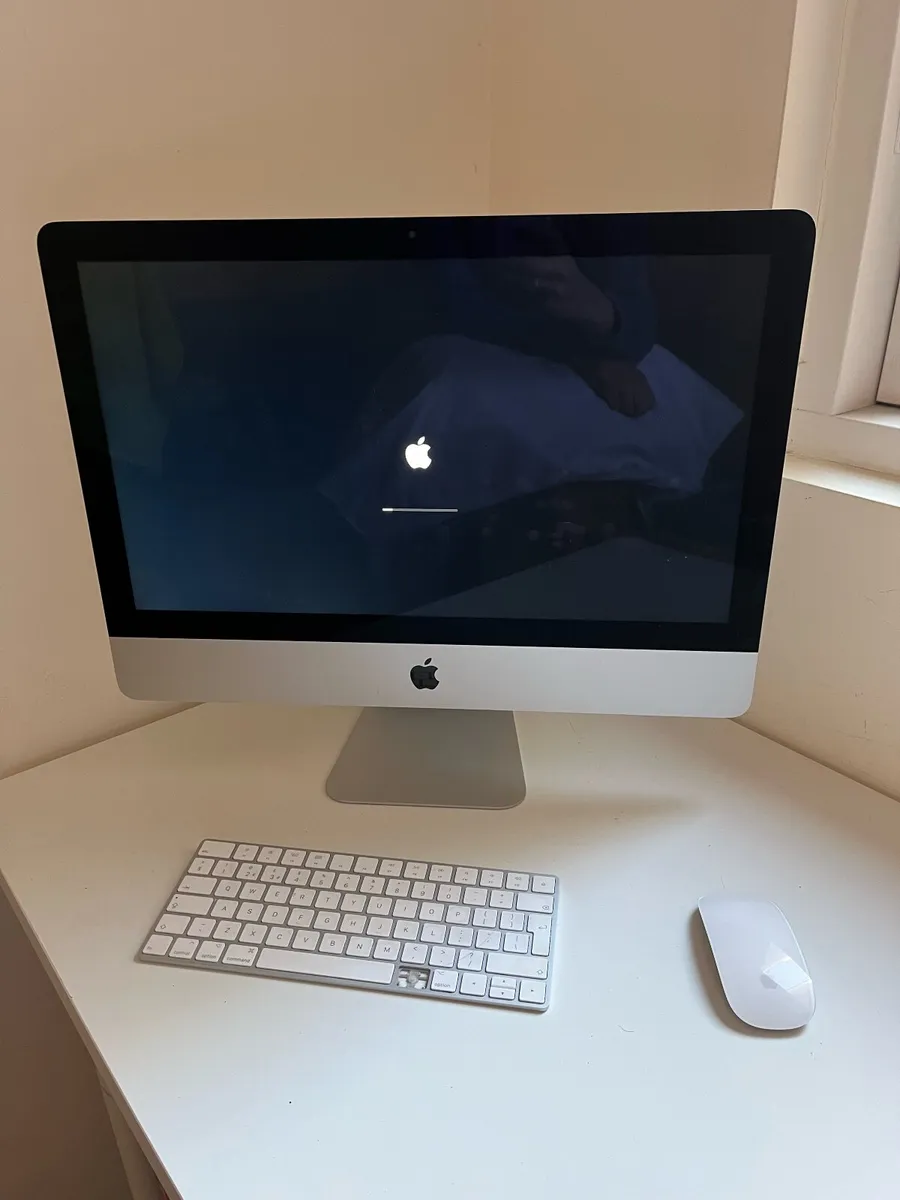 iMac 21.5 inch 2017 - Image 3