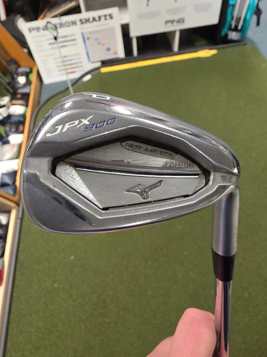 Mizuno Jpx900 Hot Metal Irons - Image 2