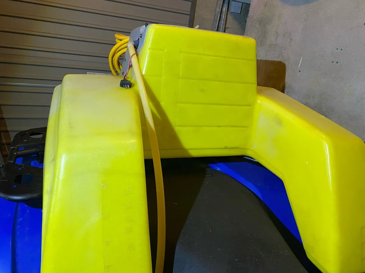 C-Dax Sprayer 100 for Quad Bike - Image 2