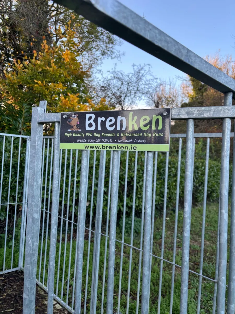 9ft x 9ft Dog Enclosure and 4ft x 3ft Kennel - Image 3