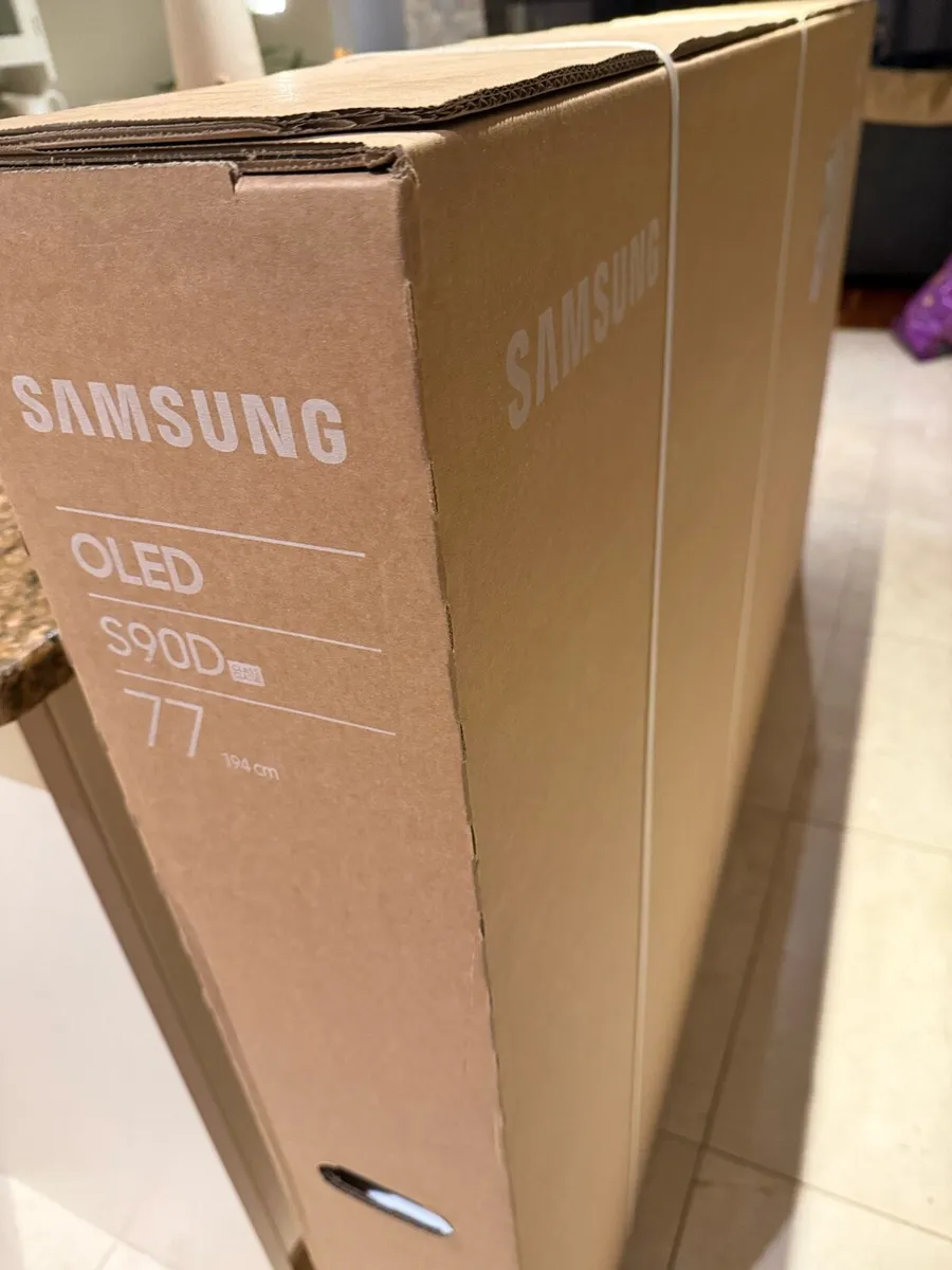 Samsung 77” OLED S90D - Image 3