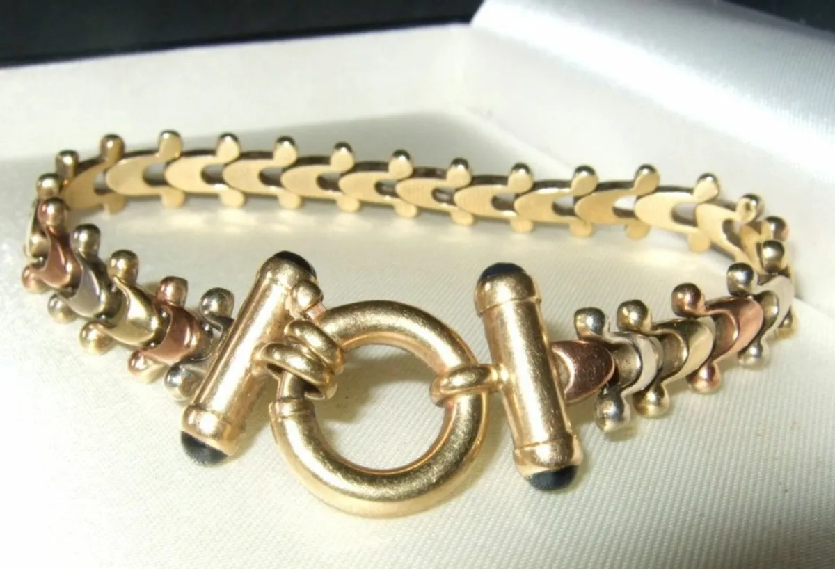 Vintage Hallmarked 9ct Gold - 3 Col' Gold Bracel - Image 1