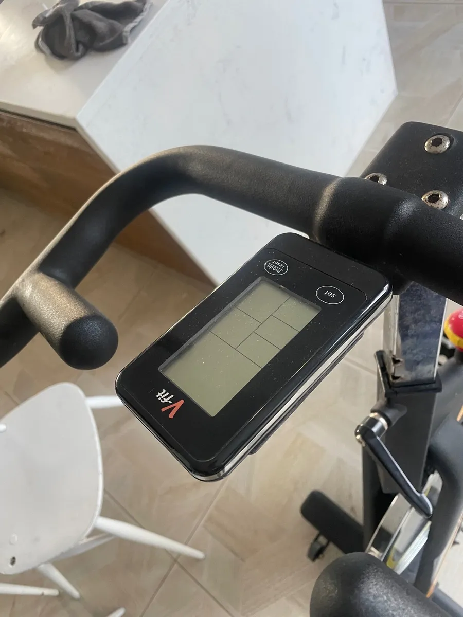 Spinning bike - Image 2