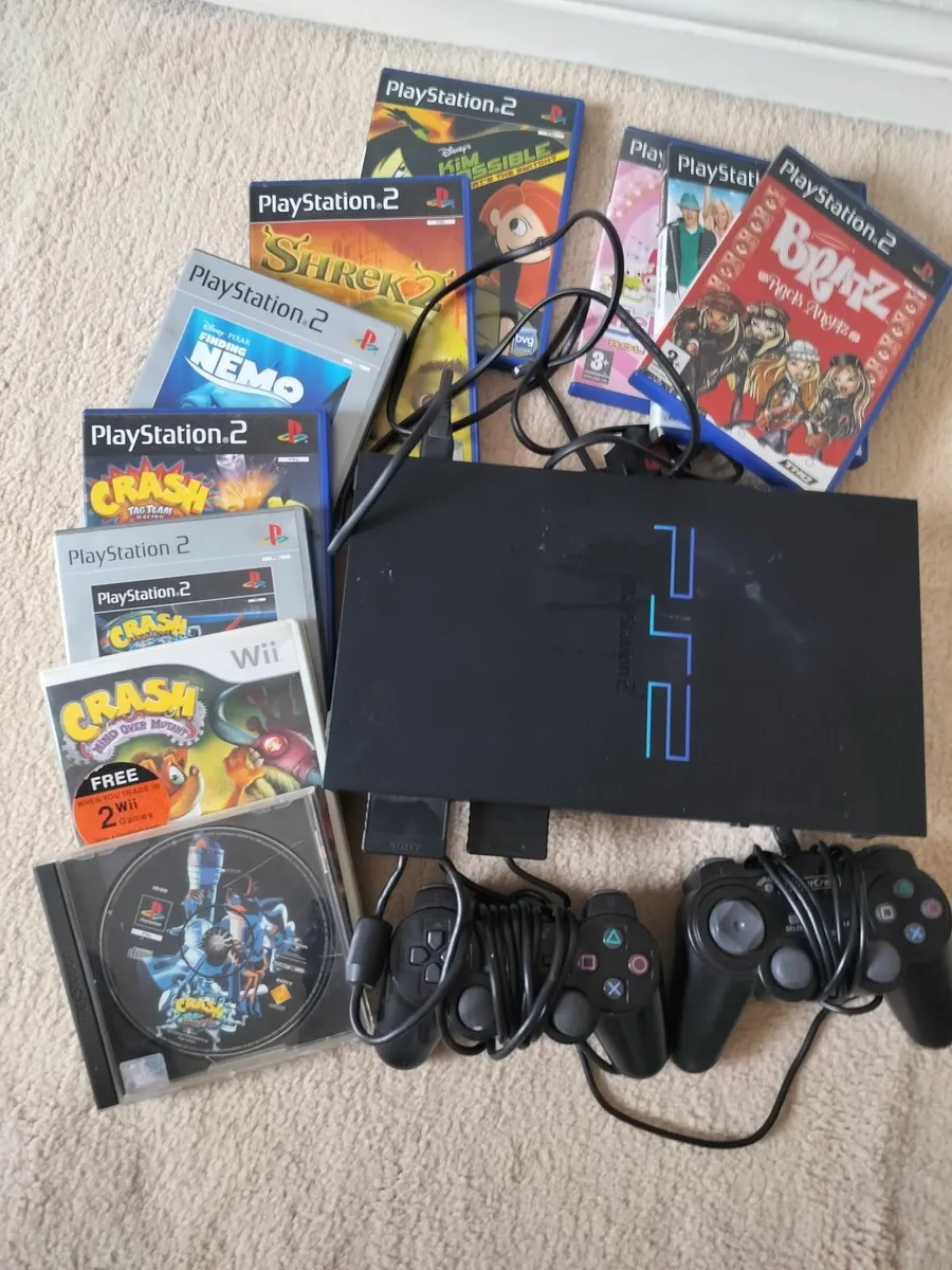 Games consoles - Image 3