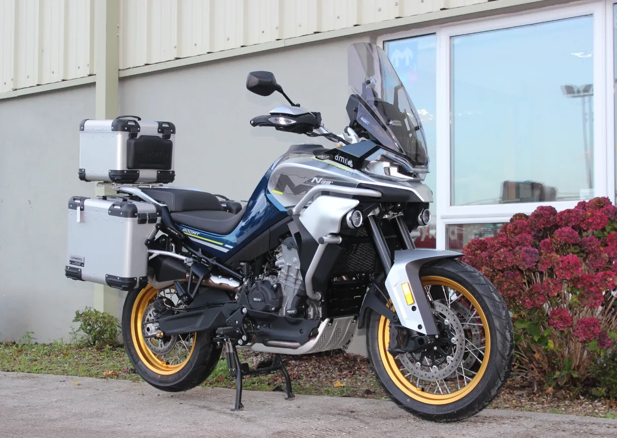CFMOTO 800MT Touring 2024 - Image 2