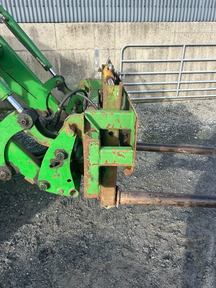 Bale handler - Image 2