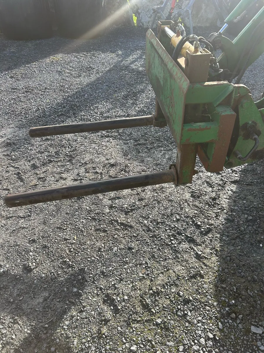 Bale handler - Image 3