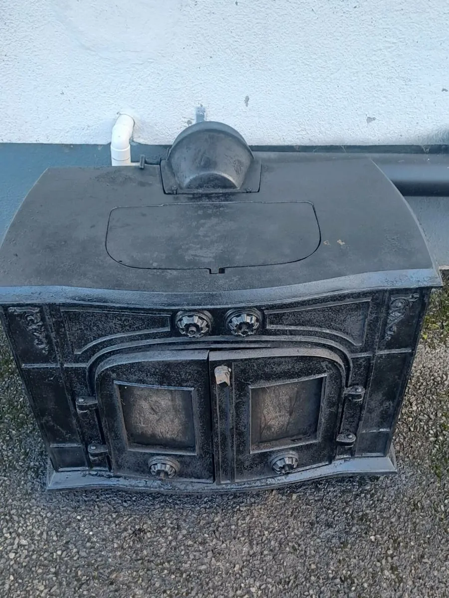 Waterford Stanley stove for sale.. - Image 1