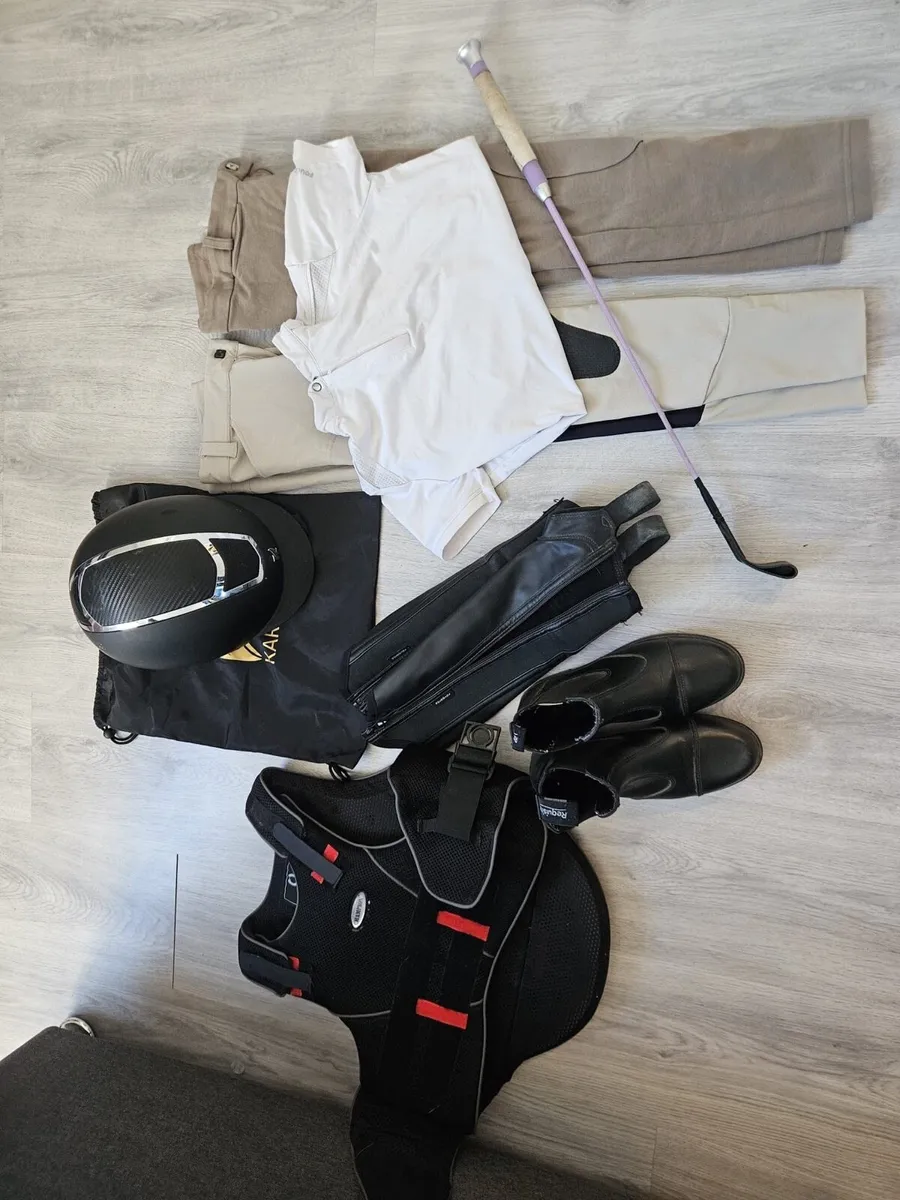 Horse Riding Gear 7-9yrs - Image 1
