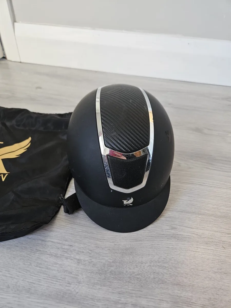 Horse Riding Gear 7-9yrs - Image 2