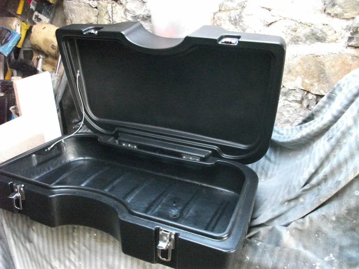 ATV/QUAD-CASE FRONT  STORAGE BOX  WITH LOCKING KEY - Image 3