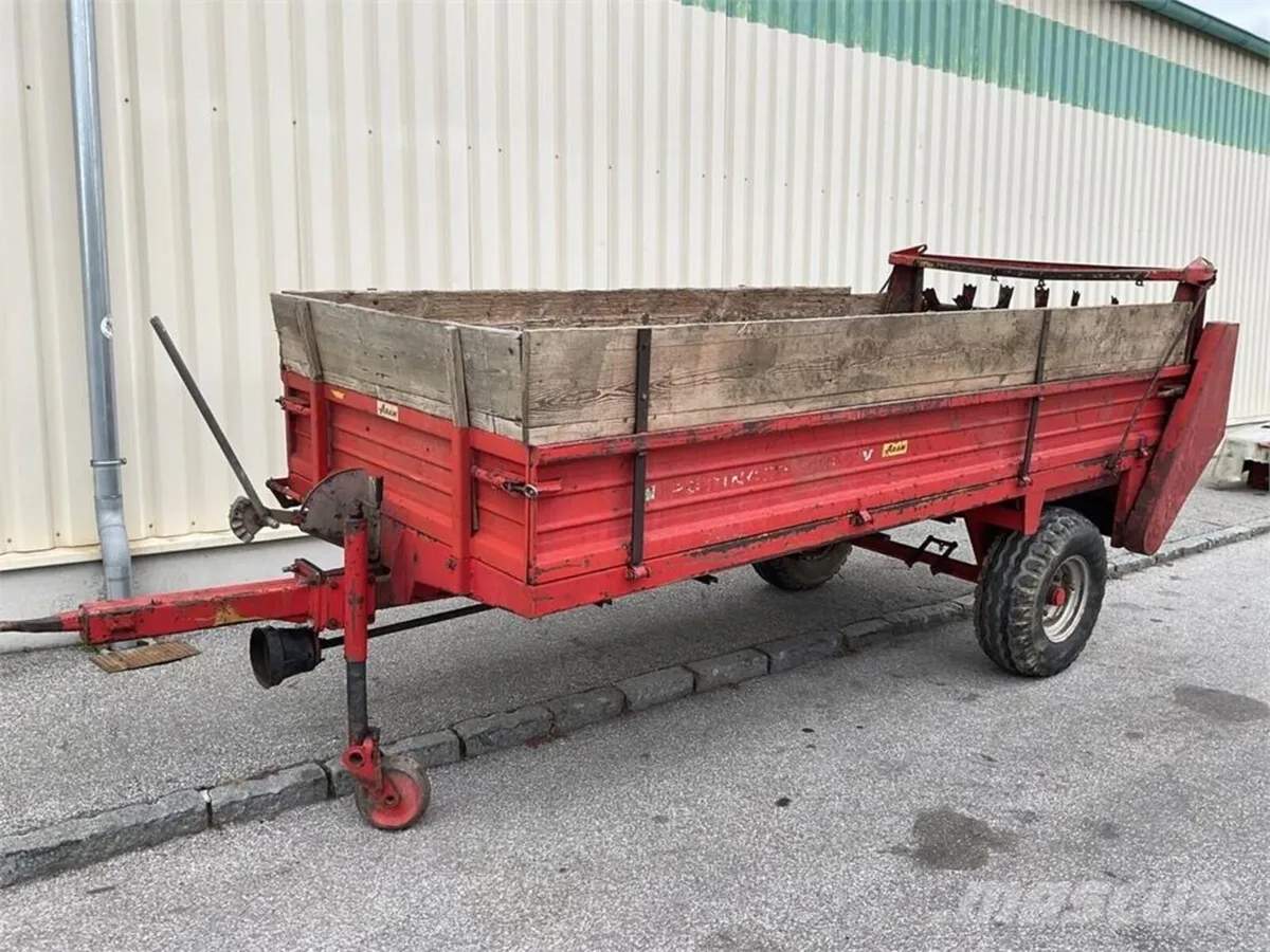 Wanted: Small Rear Discharge Muck Spreader - Image 3