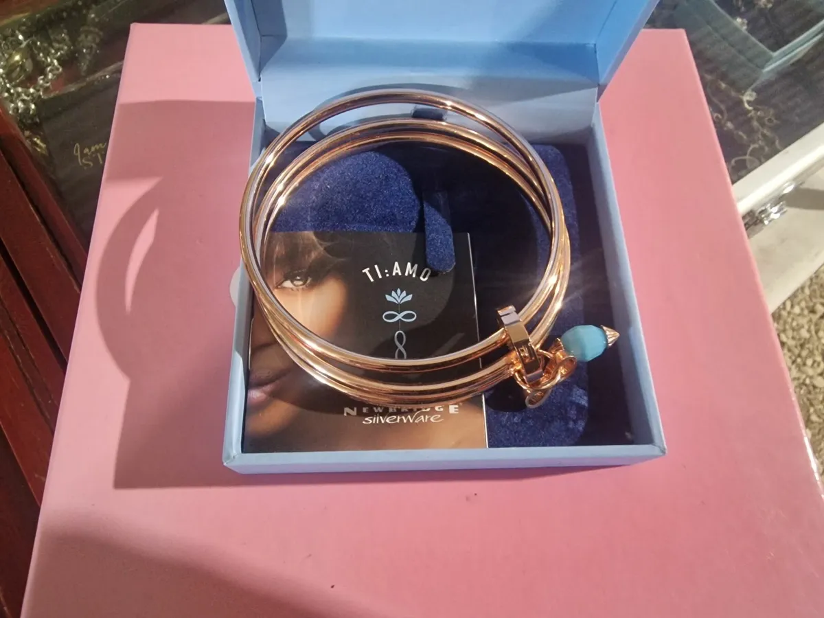 Newbridge bangles. - Image 1