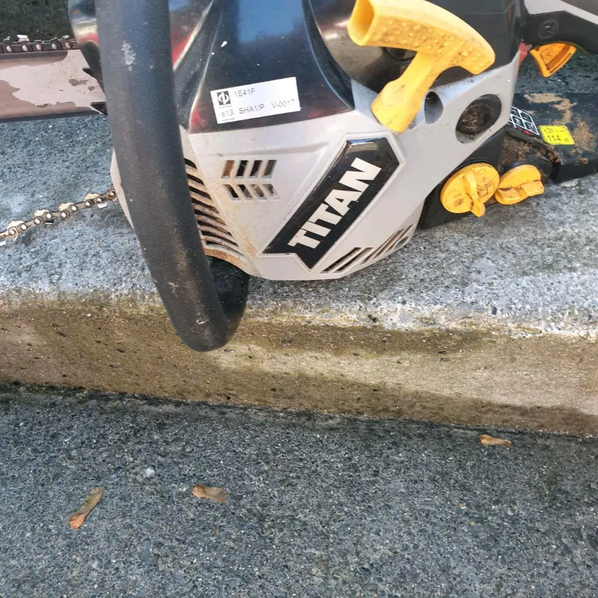 PETROL CHAINSAW - Image 3