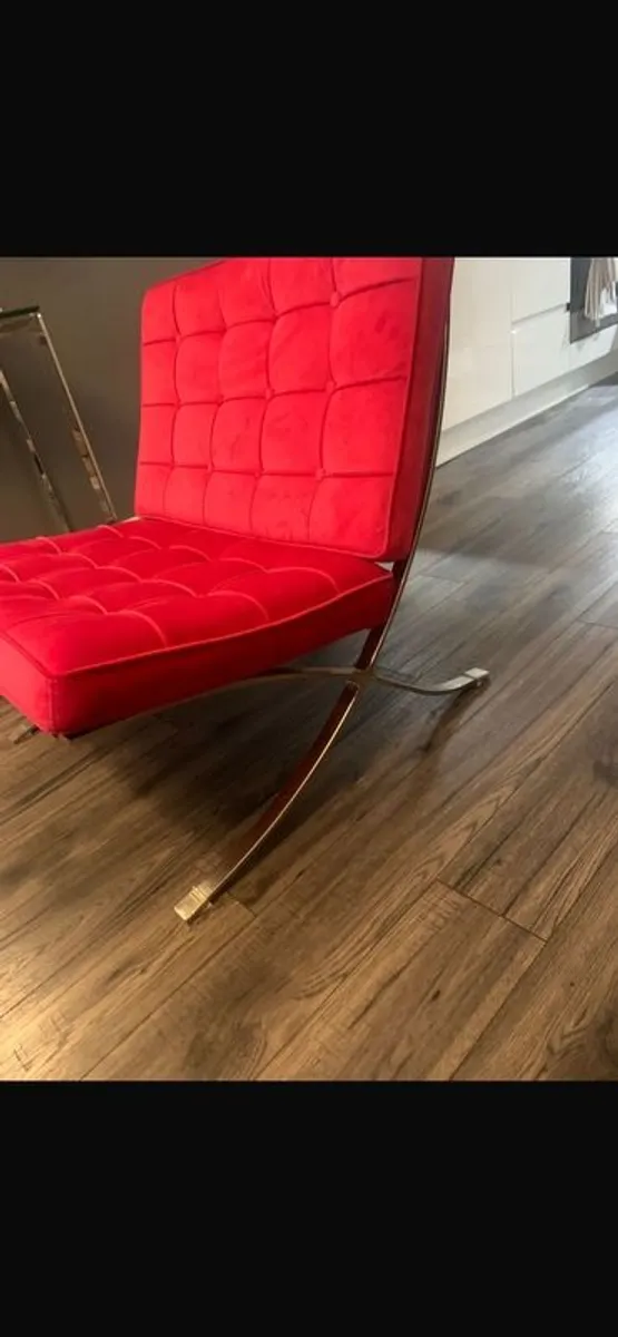 Barcelona Chair - Image 4