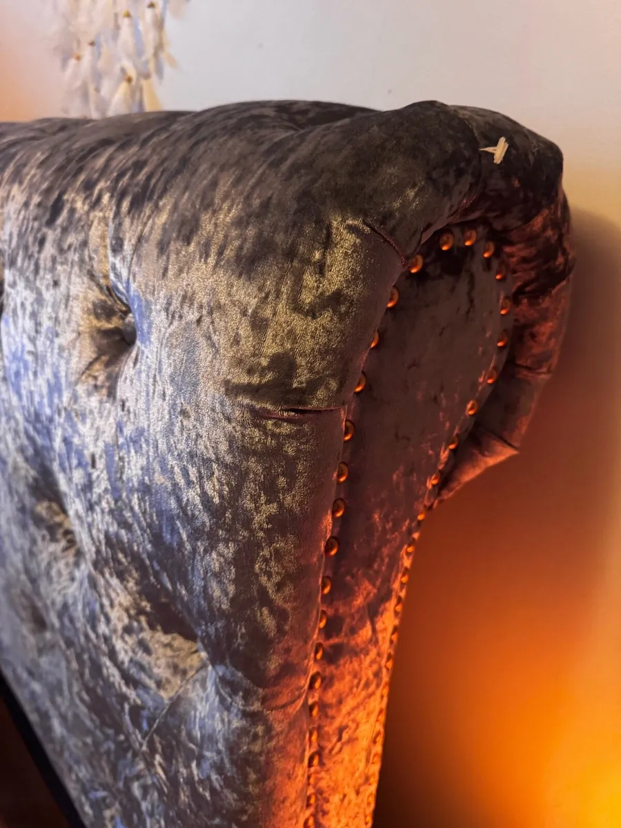 King size sleigh bed frame - Image 1