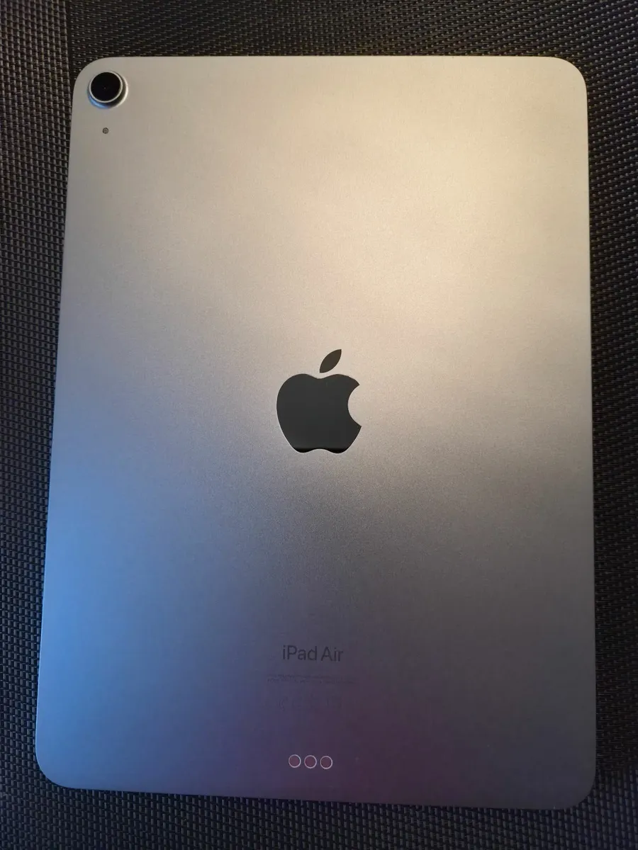 Ipad air m2 11 inch with new apple pencil pro - Image 2