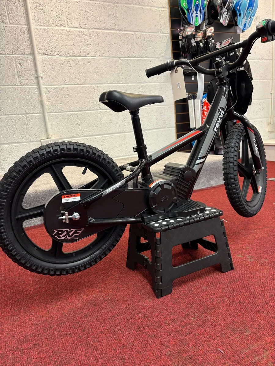 Revvi 16" Kids Bike Balance Bike - Image 1