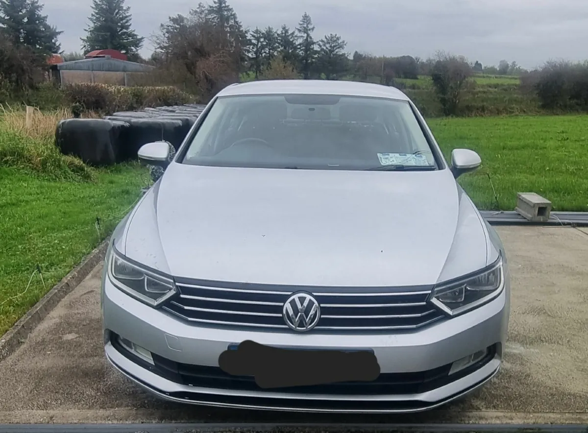Volkswagen Passat 2015 - Image 4