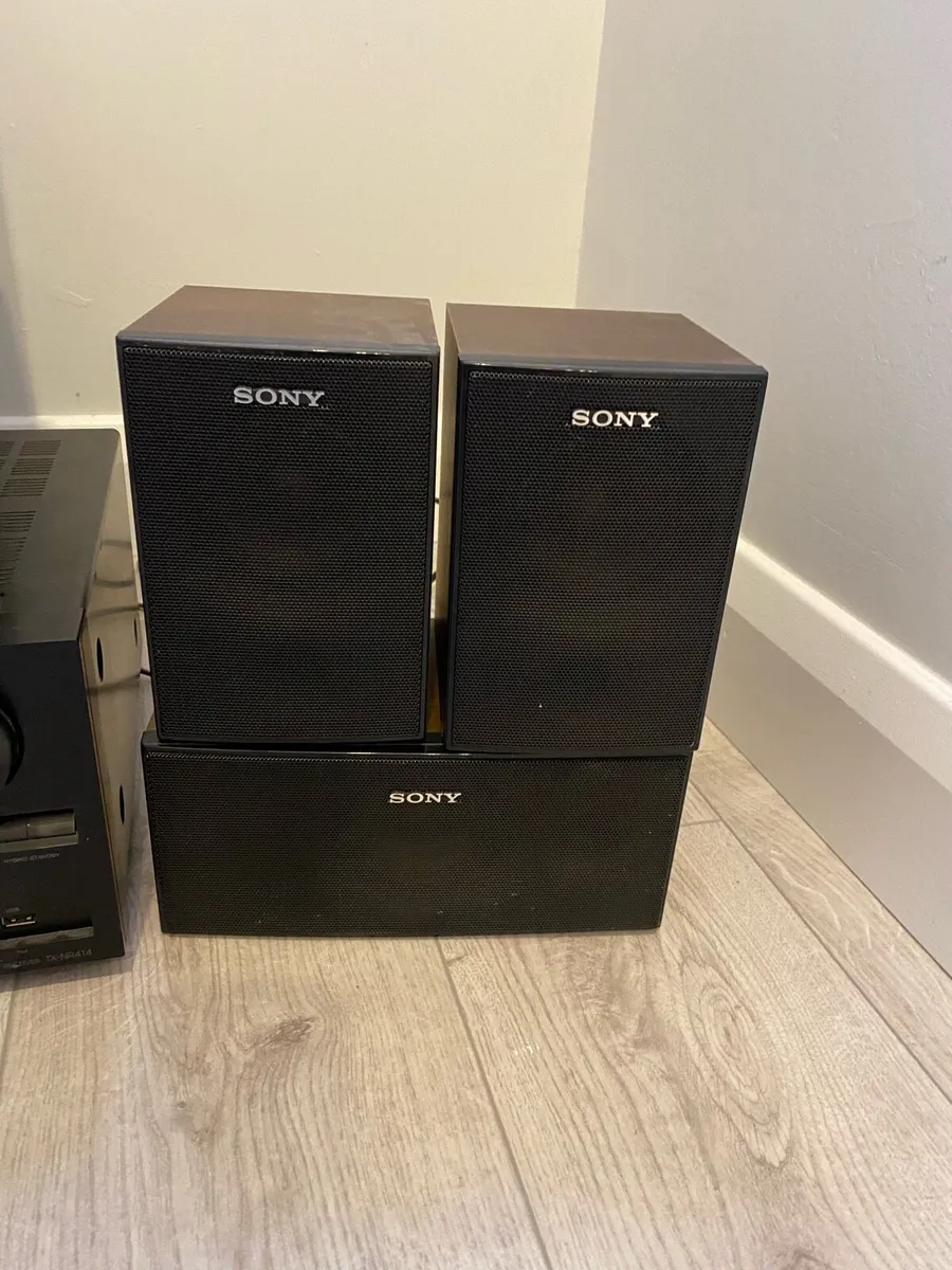 Onkyo TX-NR414 AV Reciever & Sony speakers - Image 3