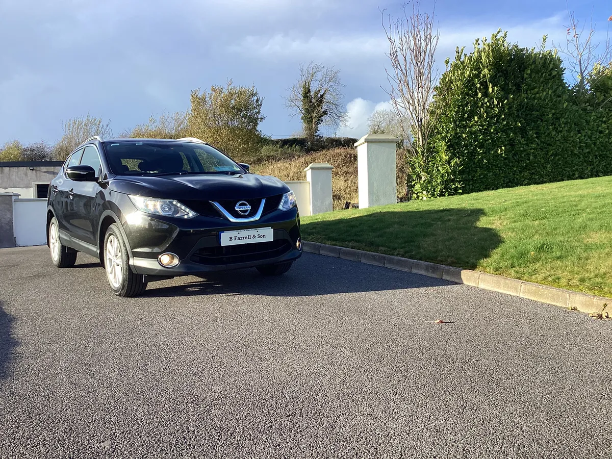 2017 Nissan Qashqai Diesel - Image 1