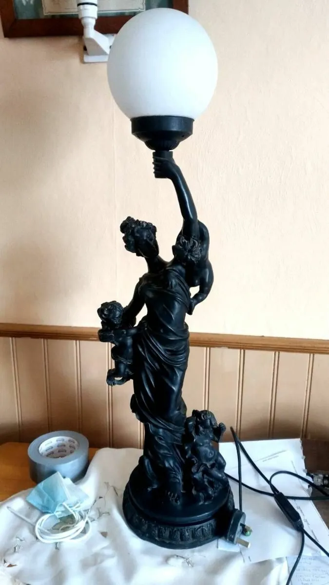 Heavy Art Deco Lamp - Image 1