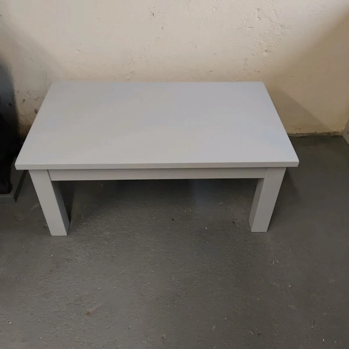 Coffee table - Image 1