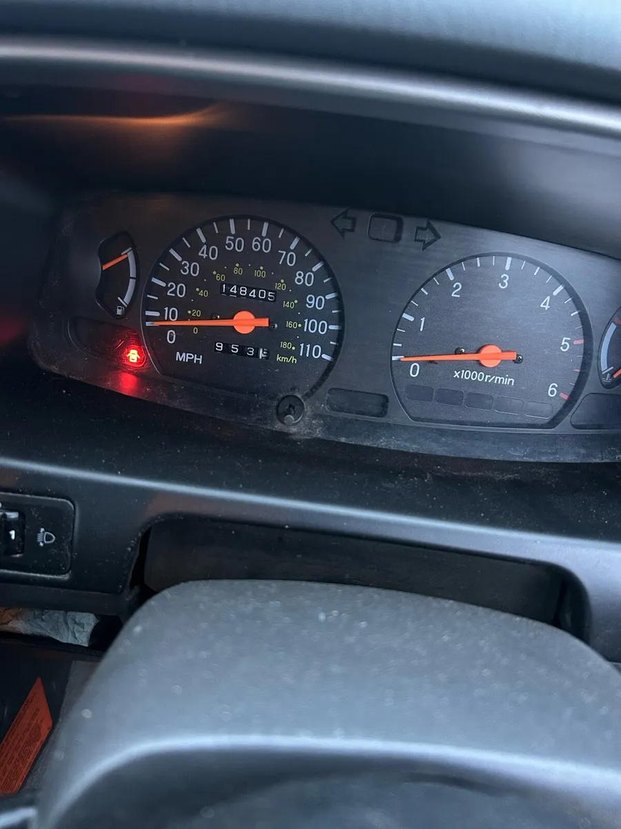 Mitsubishi L200 - Image 2