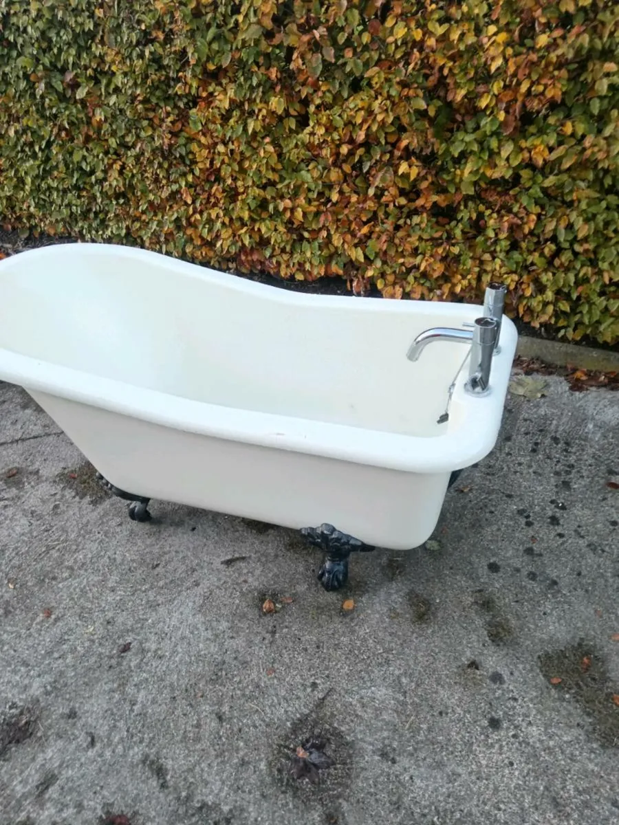 Free standing bath - Image 4